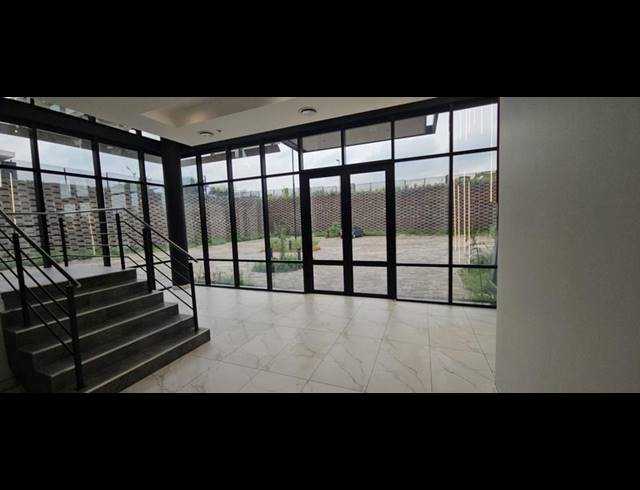 INDUSTRIAL PROPERTY TO RENT IN WATERFALL